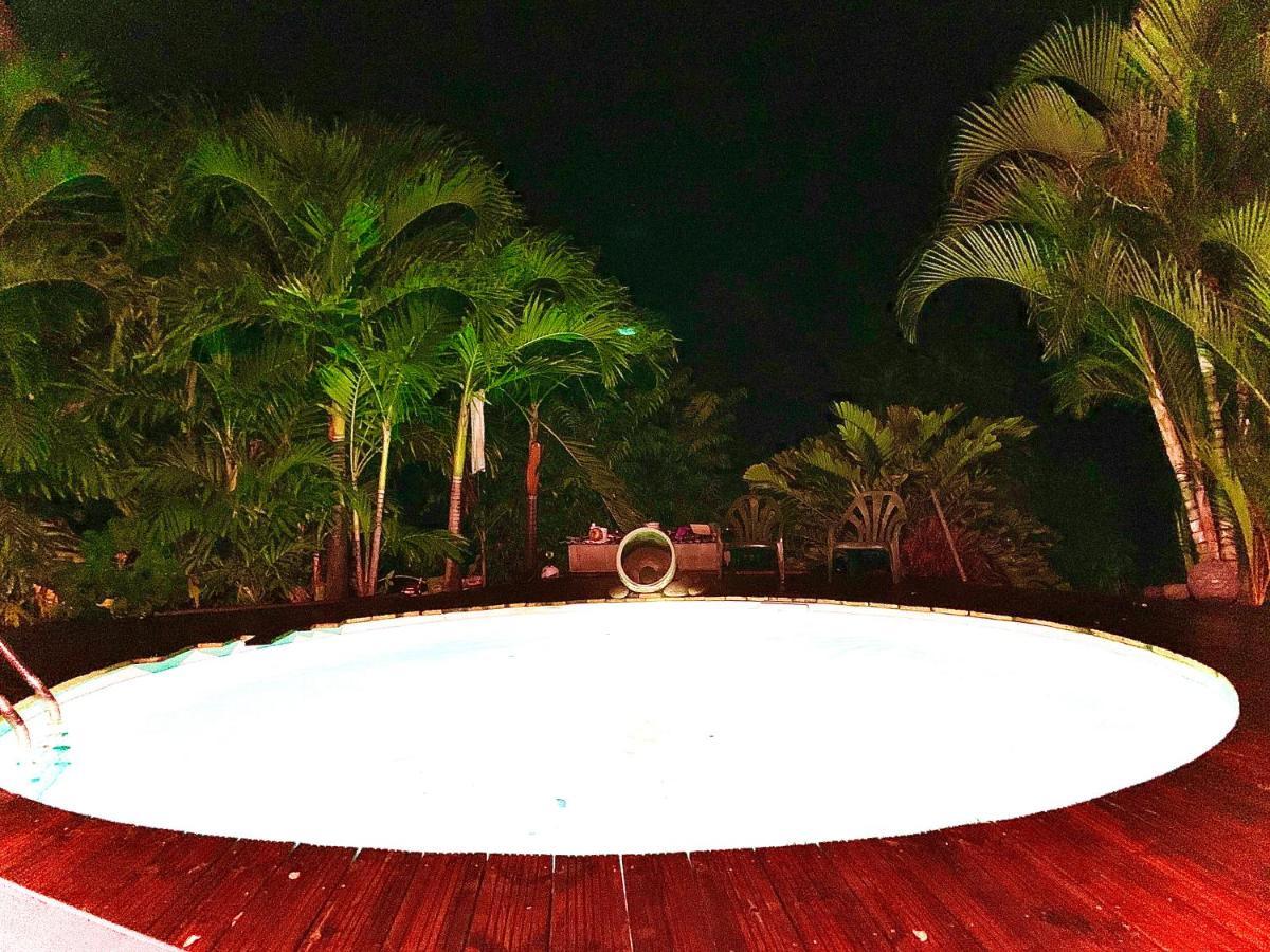 Lodge Pamplemousse Avec Piscine Privative , Dans Parc Calme A 500 M Plage Le Carbet Buitenkant foto